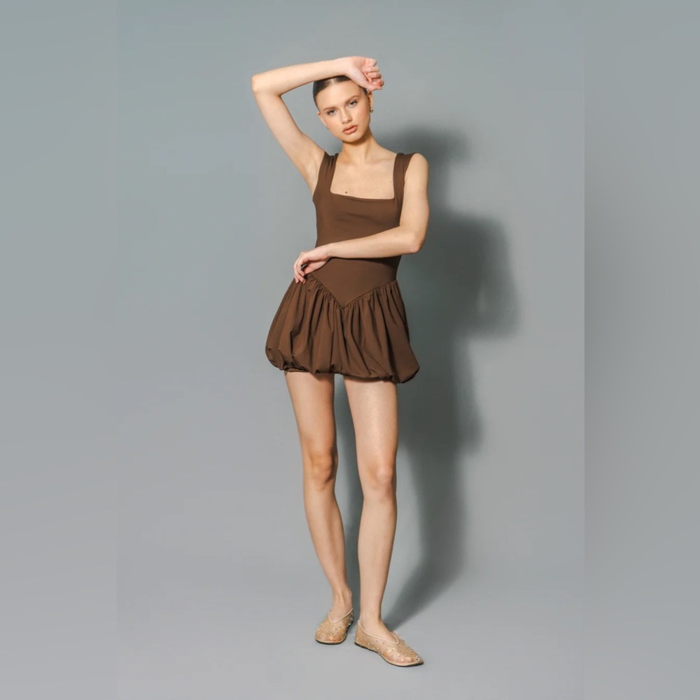 Port de Bras Bella Dress - Picture 2 of 10